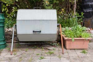 Tumbling composter